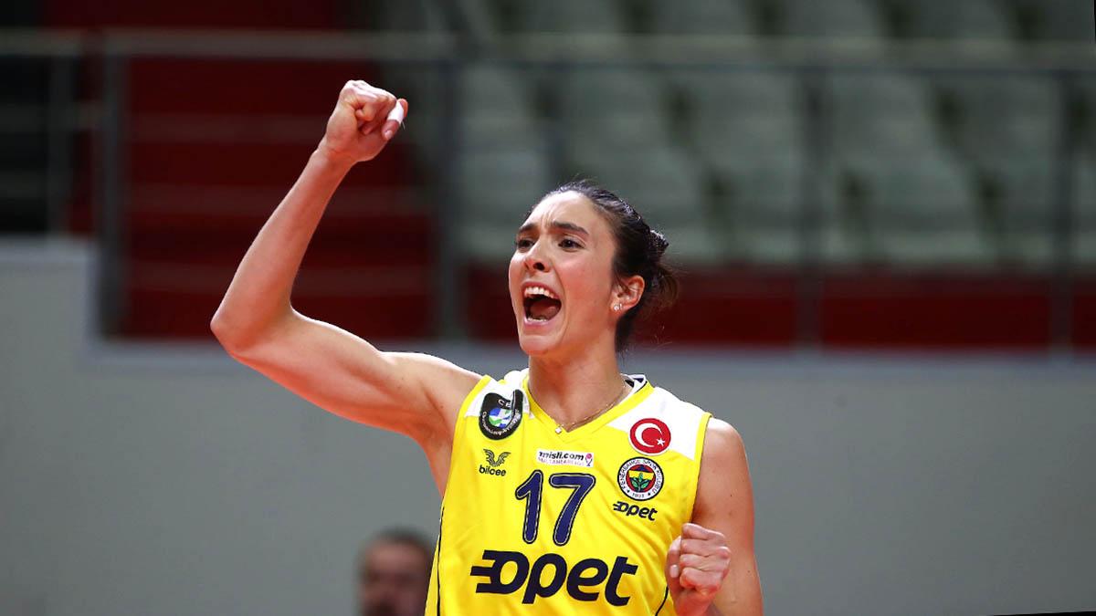 Fenerbahçe, Naz Aydemir Akyol ile sözleşme uzattı 