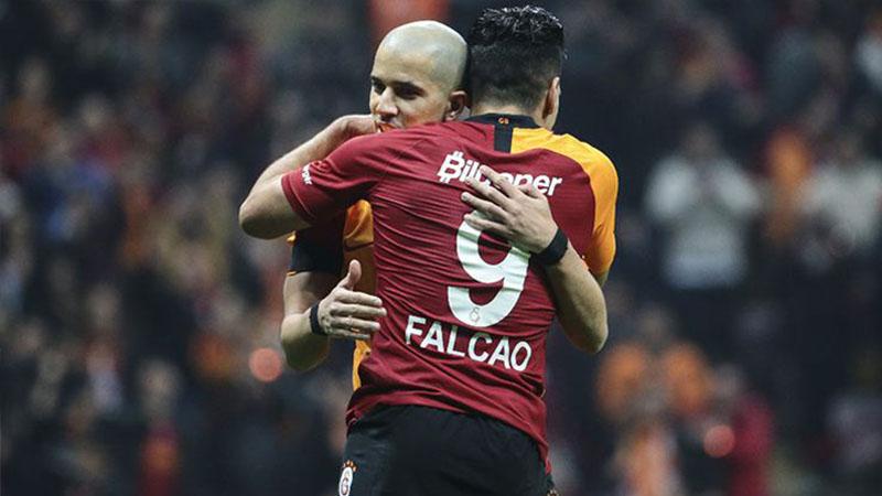 Galatasaray'da Radamel Falcao ve Feghouli ile yollar ayrılıyor