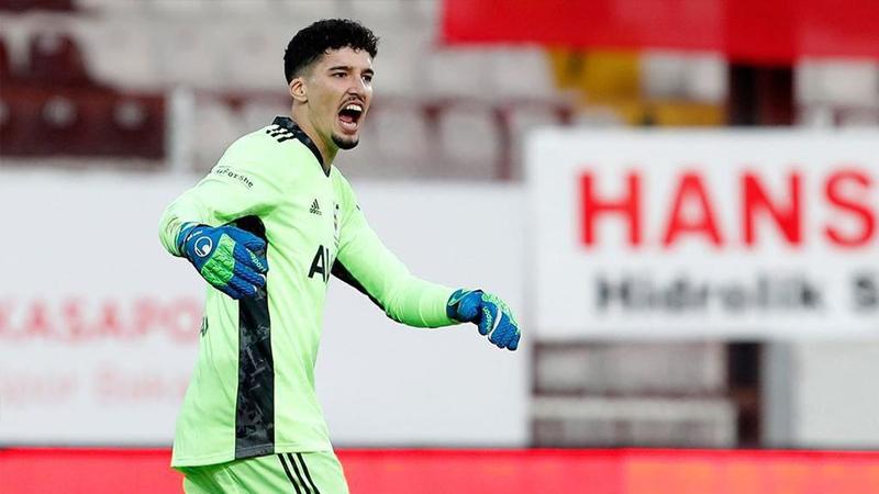 Ajax, Altay Bayındır için geliyor