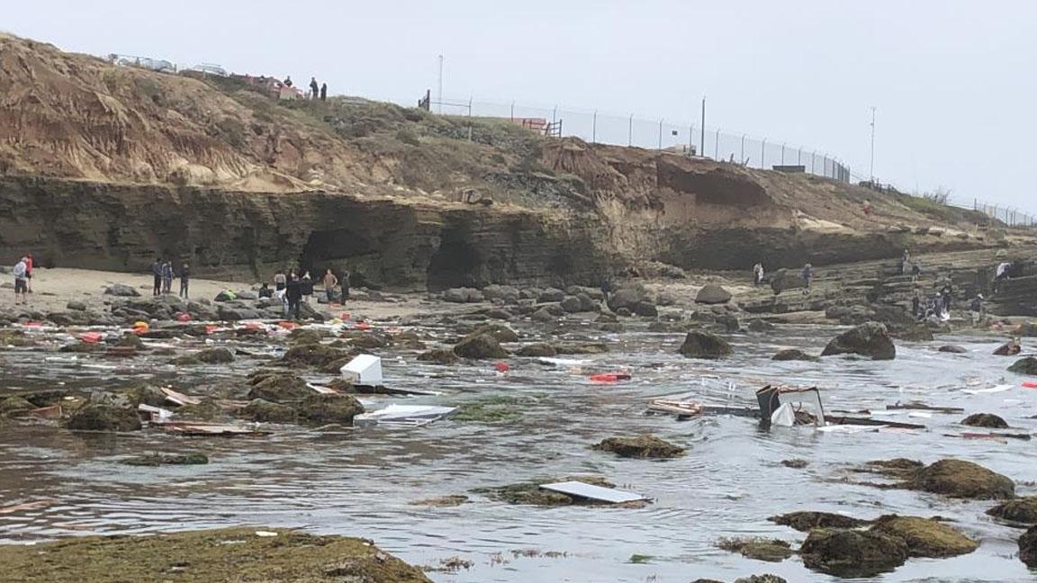 California açıklarında alabora olan gemide iki kişi yaşamını yitirdi 