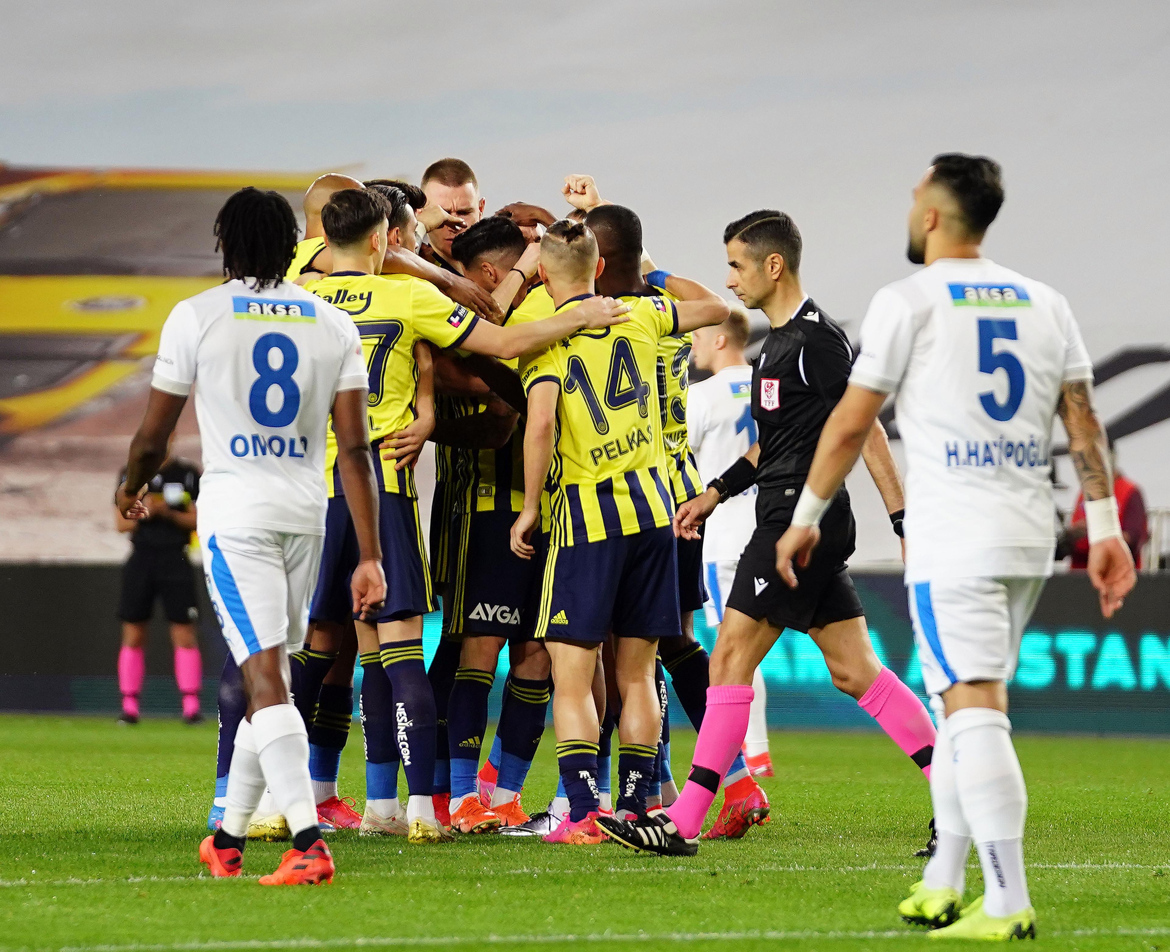 Spor yazarları, Fenerbahçe'nin BB Erzurumspor galibiyetini nasıl değerlendirdi?