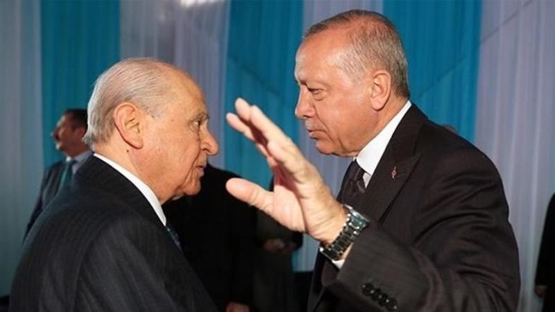 Karar yazarı Karaalioğlu: Erdoğan, Bahçeli ile arasında adı konulmamış yetki paylaşımında o kadar başarılı değil; hatta kan kaybediyor