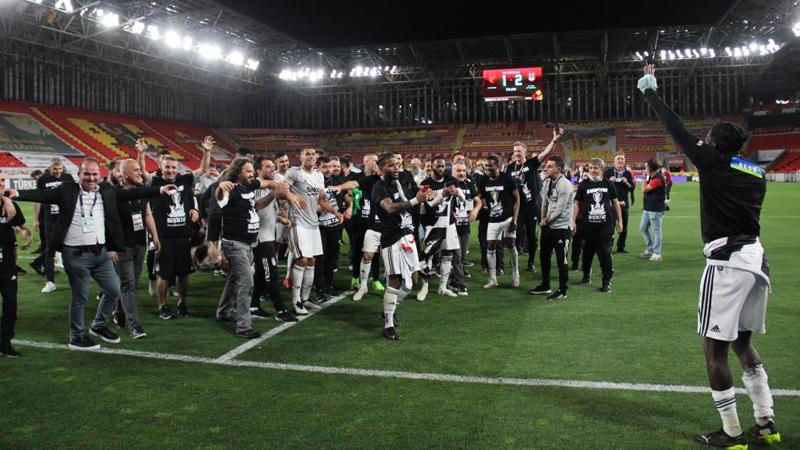 Siyasilerden şampiyon Beşiktaş'a tebrik