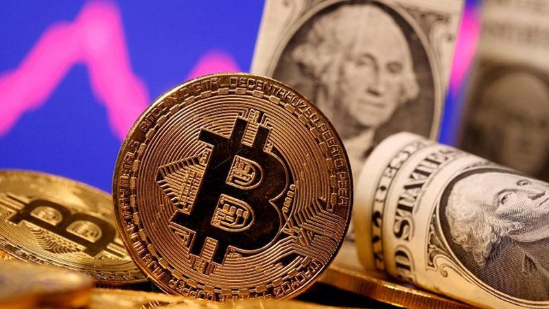 "Bitcoin para değil, yüksek riskli bir yatırım"