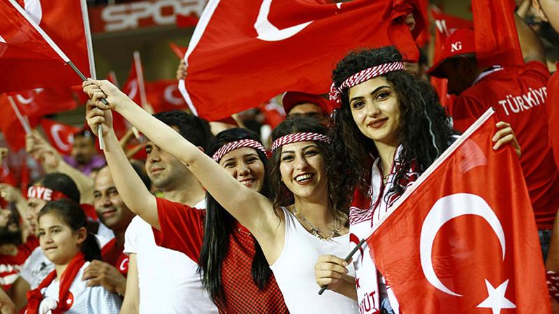 EURO 2020 öncesinde İtalya'dan "Türk taraftar" kararı