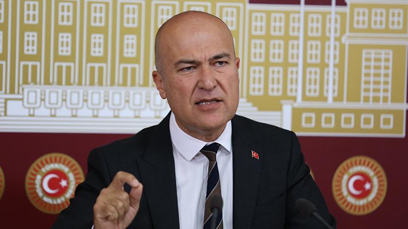 CHP'li Bakan'dan SADAT'a ‘Egemenlik şeriatındır’ tepkisi: 'Egemenlik kayıtsız şartsız milletindir' yazısını kaldırmaya kimsenin gücü yetmez