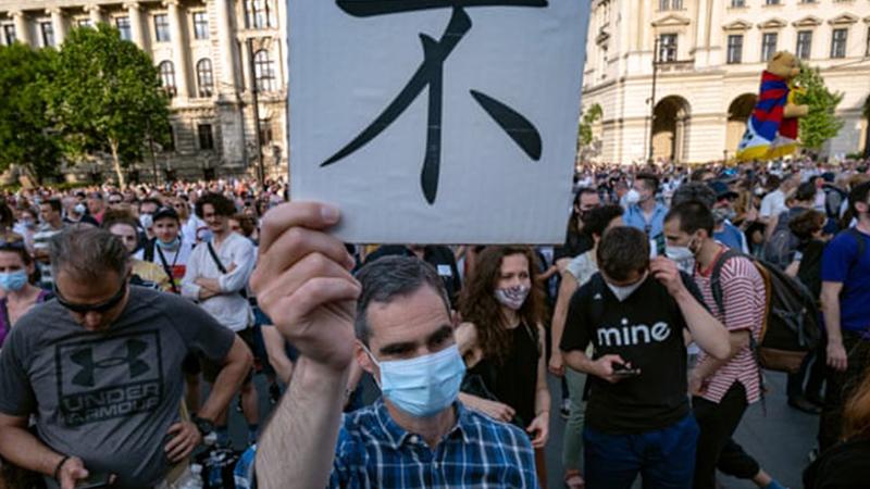 Budapeşte'de inşa edilecek Çin üniversitesine karşı protestolar, hükûmeti geri adım atmaya zorladı