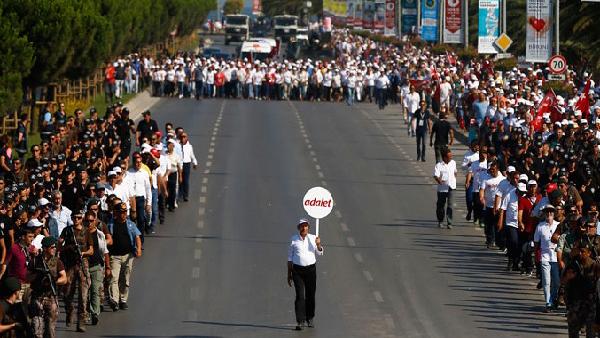 Kılıçdaroğlu'na suikast davası sanıklarına 6 yıl 3'er ay hapis cezası