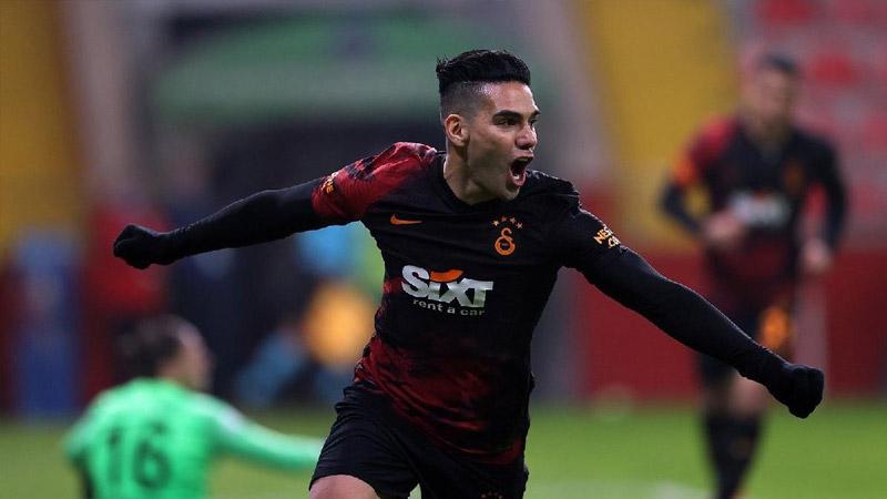 Galatasaray'dan Falcao kararı!