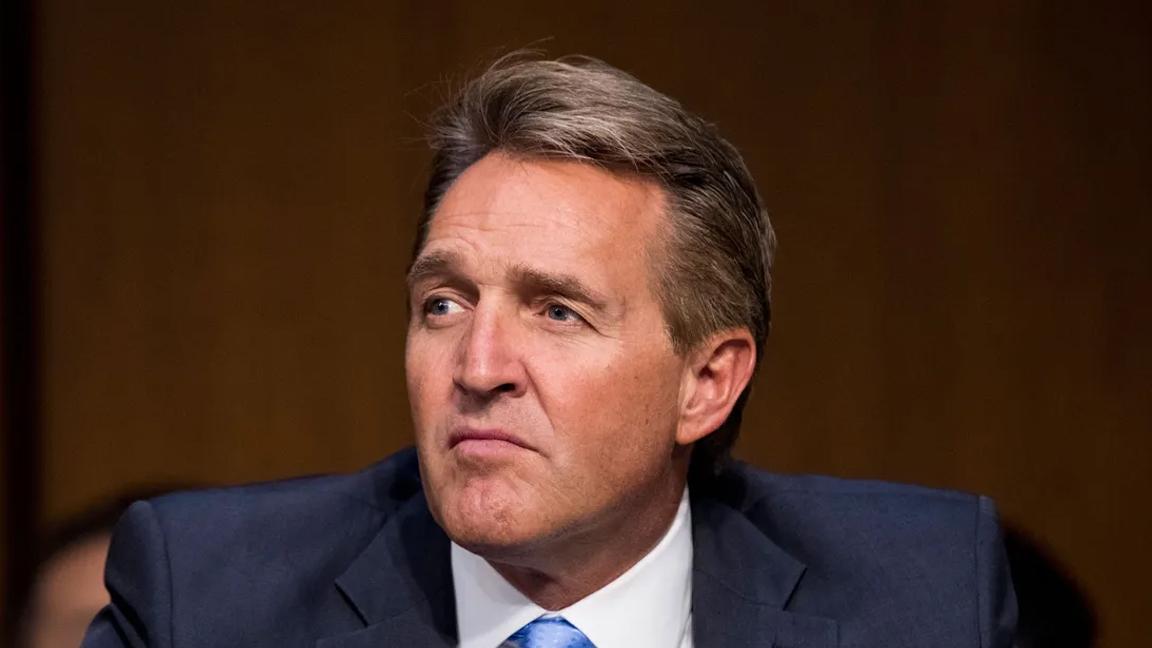 ABD Başkanı Biden, eski senatör Jeff Flake'i Türkiye Büyükelçisi olarak aday gösterdi