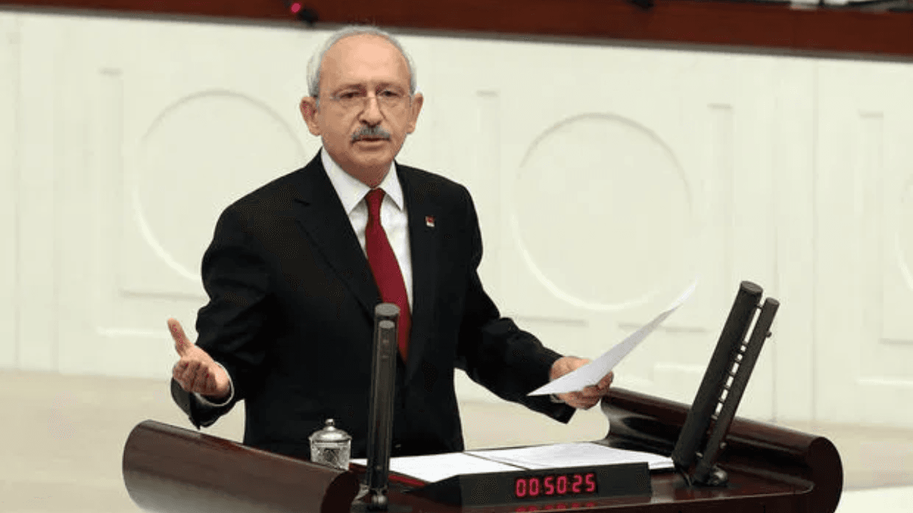 Yeni Şafak yazarı Orakoğlu: Haklı tutuklama sebepleri varsa Kılıçdaroğlu'nun dokunulmazlığının kaldırılarak yargılanması TBMM’nin takdirinde