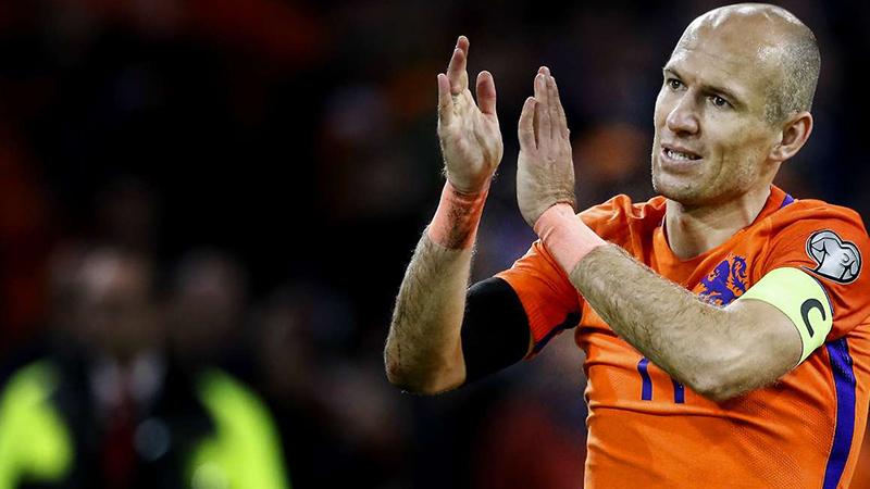 Arjen Robben, futbolu bıraktığını açıkladı