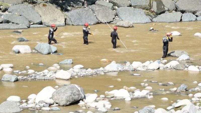 Sel ve heyelan felaketinde 6 kişi hayatını kaybetmişti; Rize'de kayıp 2 kişi aranıyor