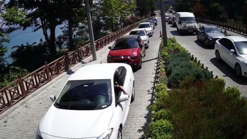 Kuşadası Kalamaki Milli Parkı, yoğunluk nedeniyle kapılarını kapattı 