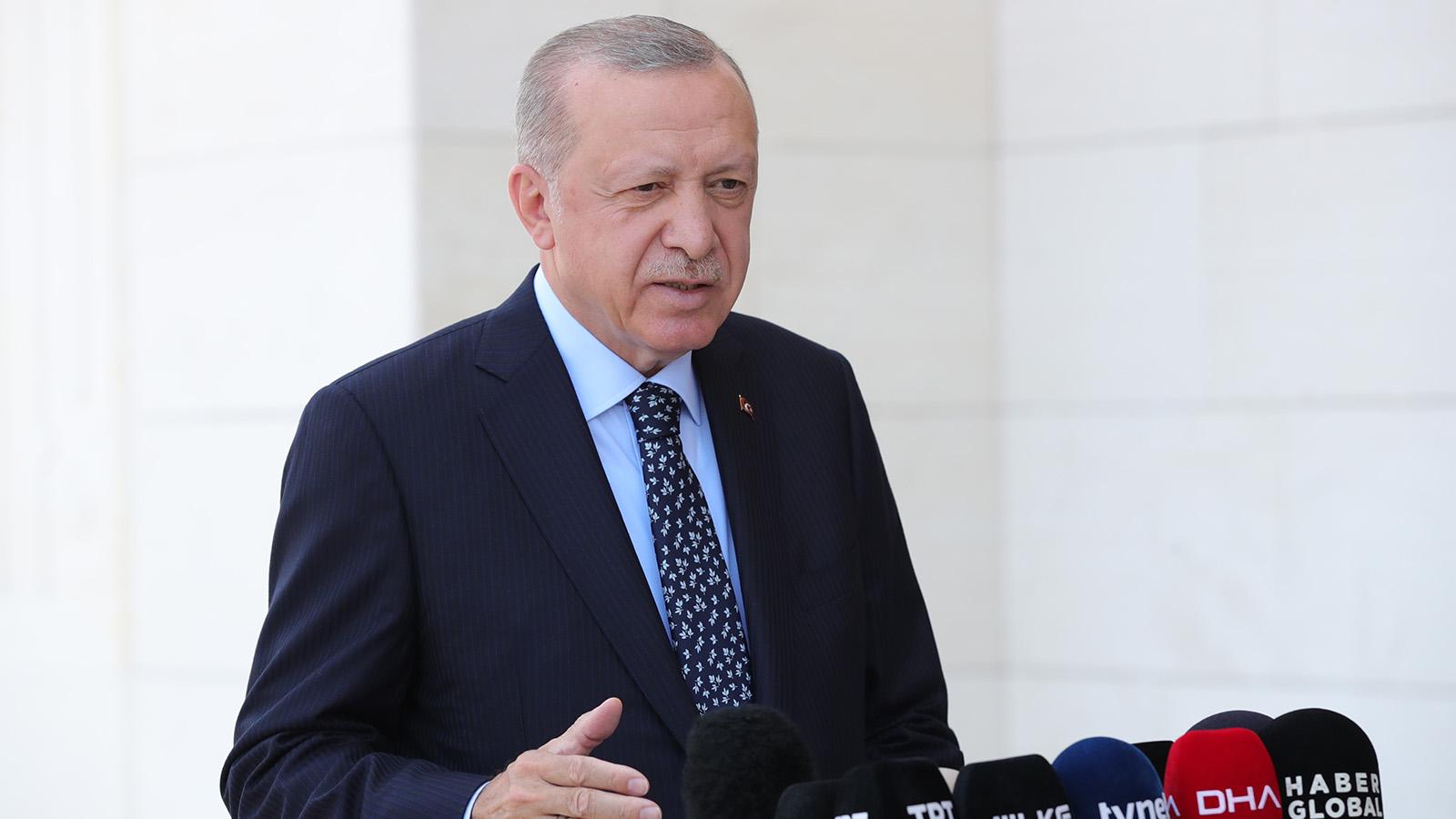 Erdoğan: THK'nın elinde buralarda rahatlıkla kullanılabilecek uçak falan yok