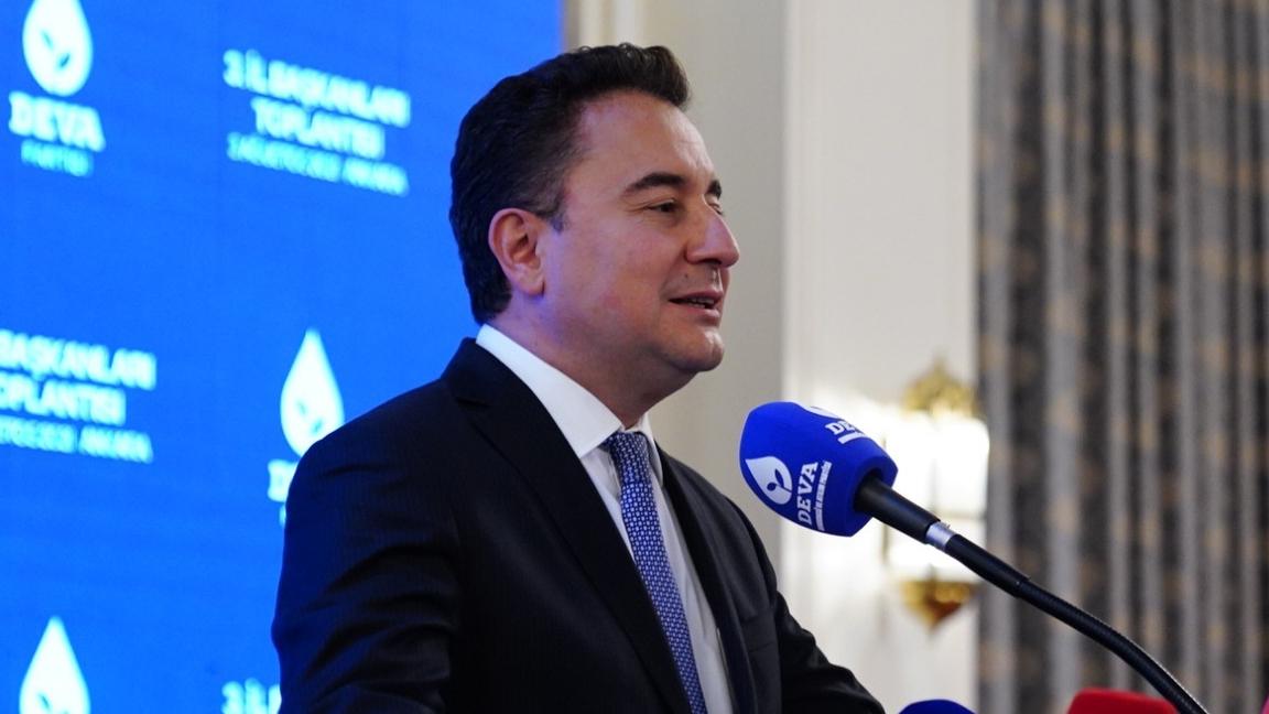 Ali Babacan'dan sosyal medya düzenlemesine tepki: Gençleri rahat bırakın