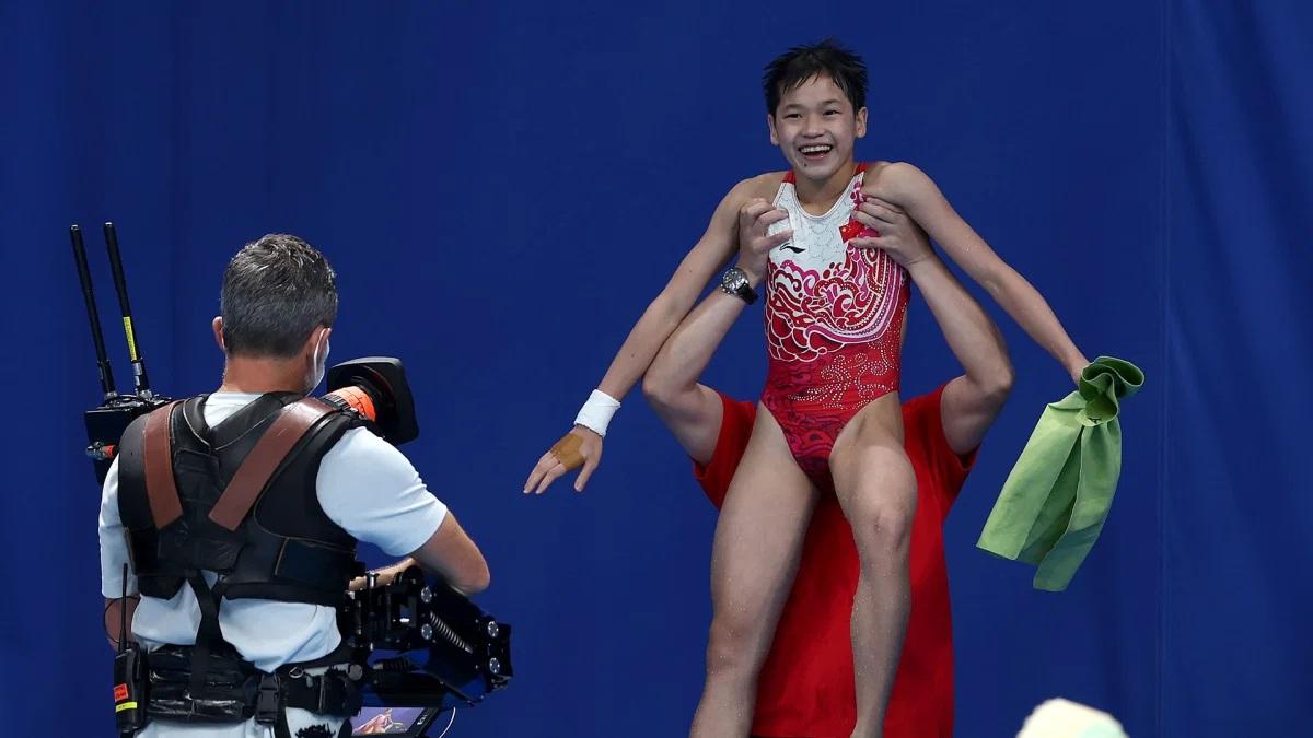 Tokyo 2020 | Platform atlamada 14 yaşındaki Quan Hongchan, altın madalya kazandı