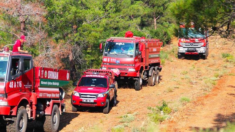 CHP’li Bakıroğlu: Arazözlerde en az altı kişi olması gerekirken iki kişi çalışıyor