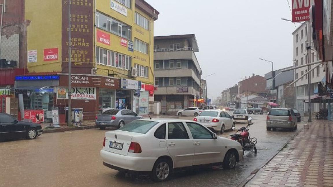 Sivas’ta yıldırım düştü, 1 kişi yaşamını yitirdi