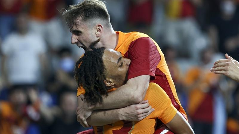 Galatasaray turu dört golle geçti