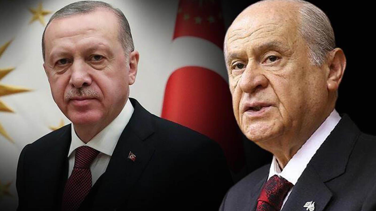 Yeni Şafak yazarı Acet: Erdoğan ve Bahçeli’nin duruşu sığınmacılarla ilgili provokasyonun hızını kesti