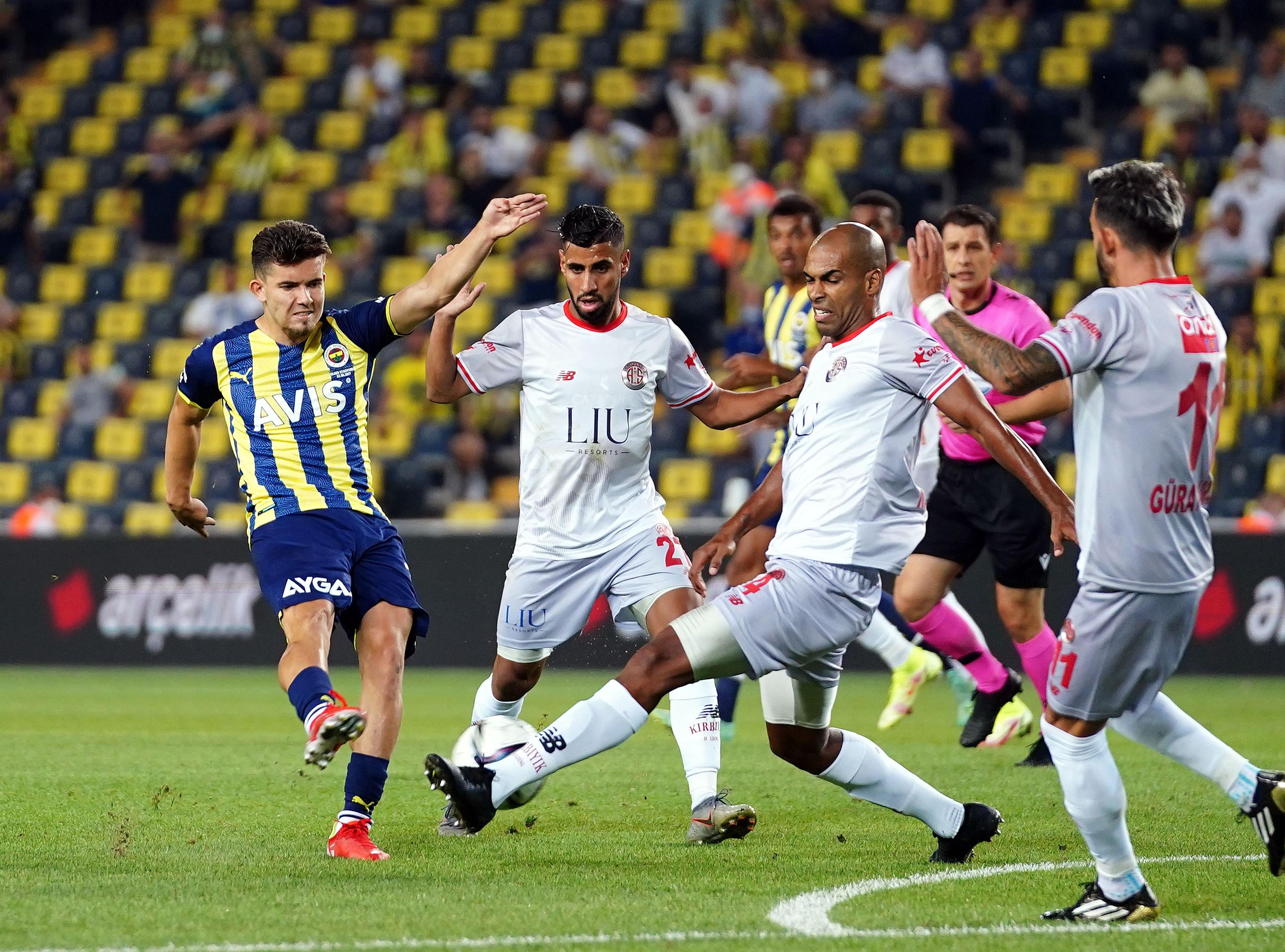 Fenerbahçe-Antalyaspor maçından kareler