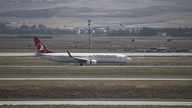 Afganistan'dan tahliye edilen ikinci TSK kafilesini taşıyan uçak Ankara'da