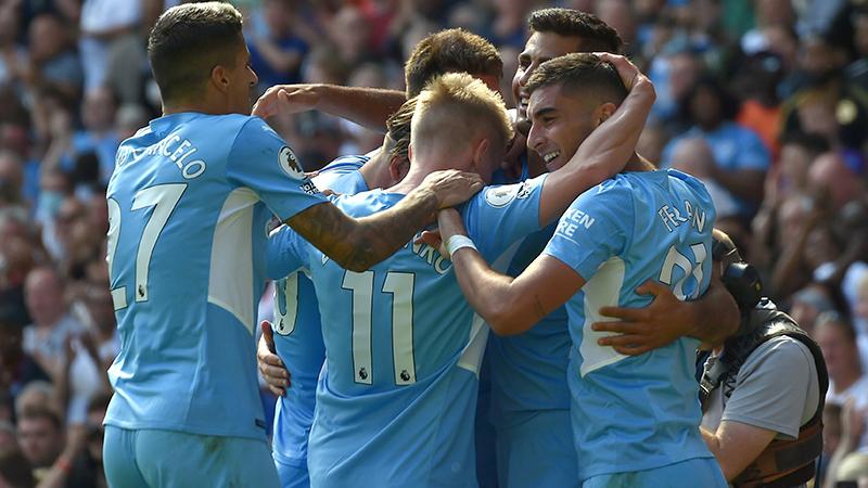 Manchester City, Arsenal'i beş golle devirdi