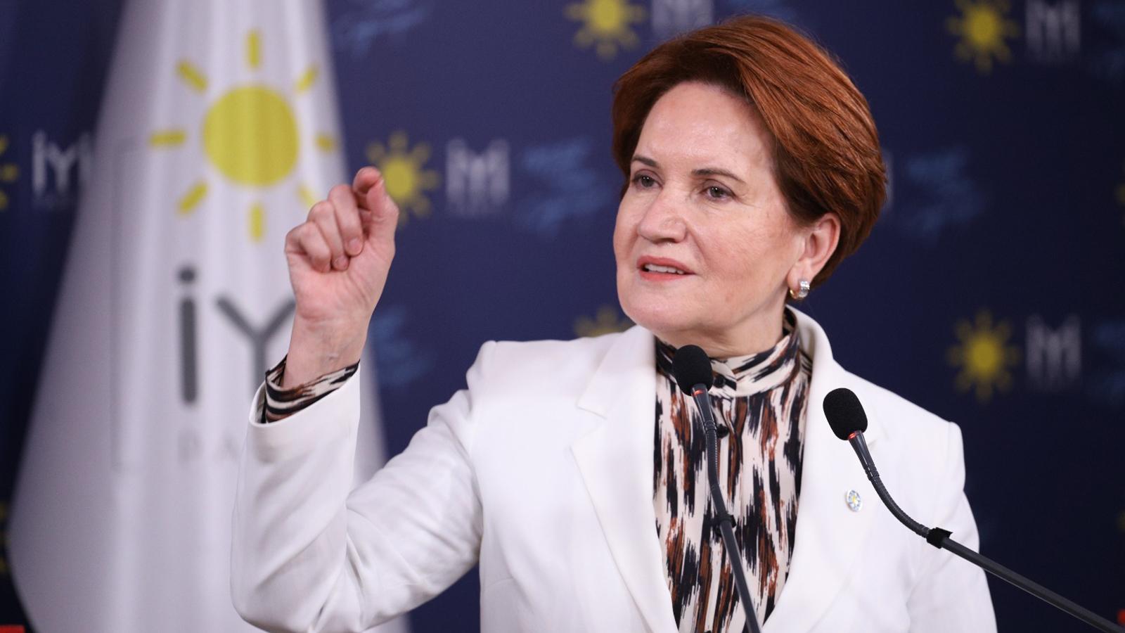 Akşener: Hoyratça kullanılan bu dünyanın bizim medeniyetimizle kurtulabileceğini anlatabilmeliyiz 