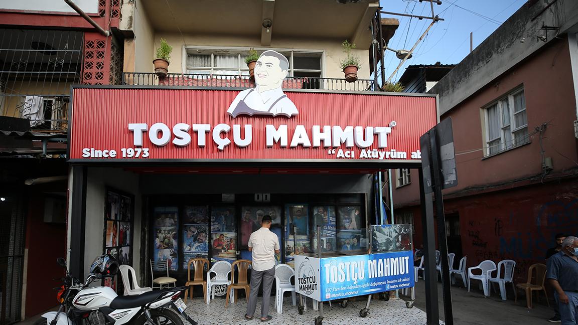 Adana'da "Tostçu Mahmut"un yası tutuluyor