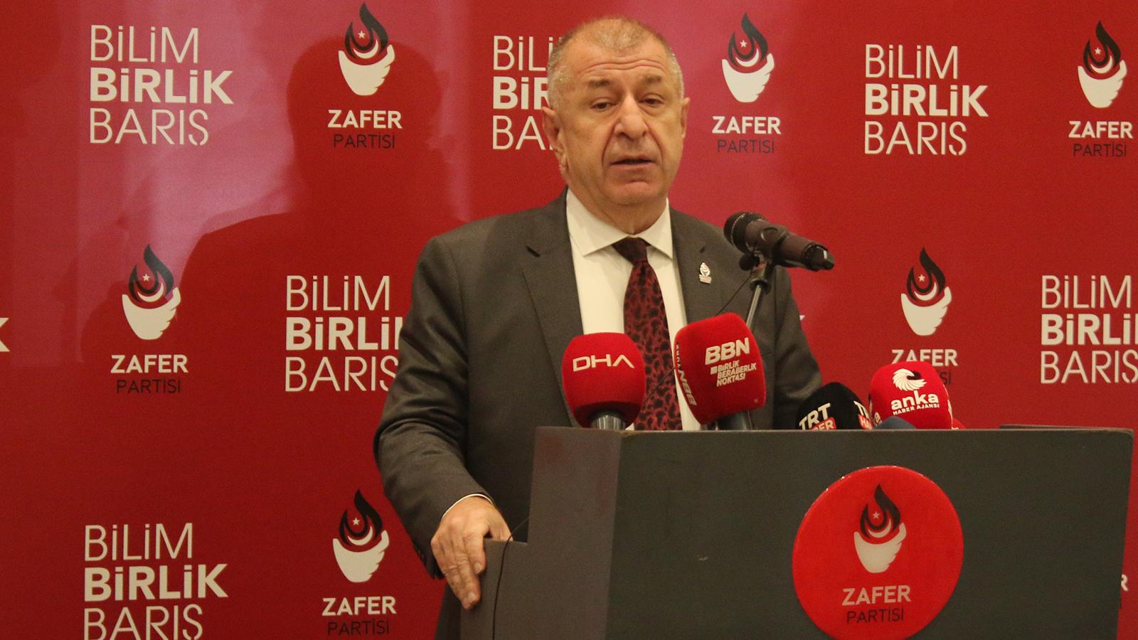 Şam hükûmetiyle sığınmacıların dönüşü için görüşeceğini duyuran Zafer Partisi, Dışişleri Bakanlığı'na gitti