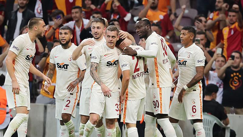 Göztepe'yi yenen Galatasaray, galibiyet hasretine son verdi