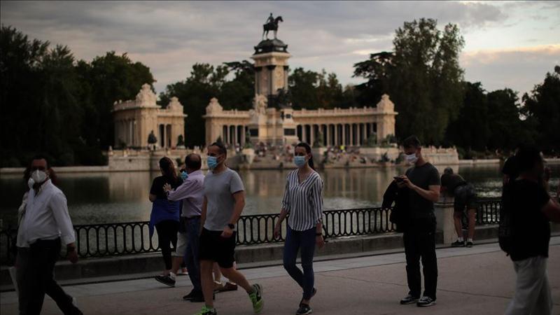 Madrid'de Covid-19 kısıtlamaları kaldırılıyor