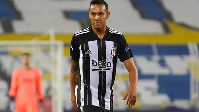 Paylaşımı hemen kaldırdı; Beşiktaşlı Josef de Souza'dan Galatasaray göndermesi