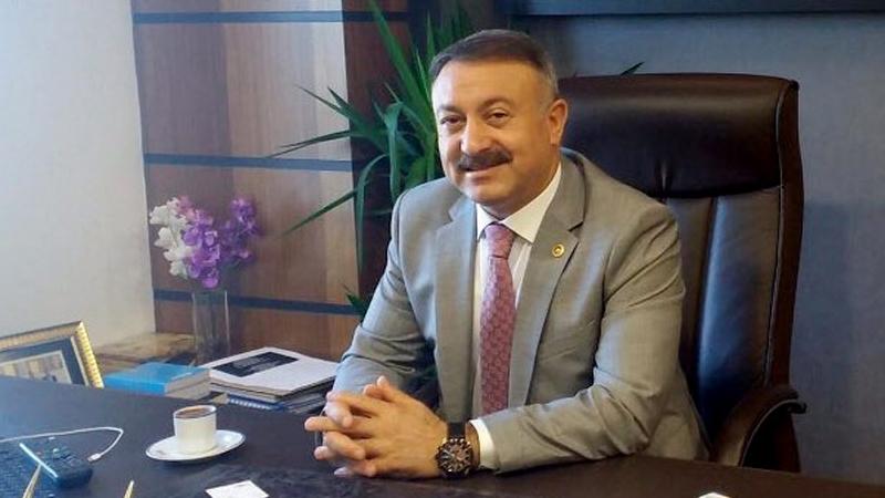 AKP'li vekil Hacı Özkan: Aslında öğrencilere 250 TL vermemiz gerekiyor ama biz 650 TL veriyoruz