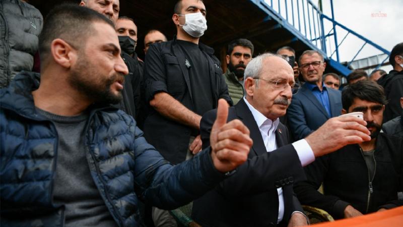 Kılıçdaroğlu'ndan kağıt toplayıcılarına destek ziyareti