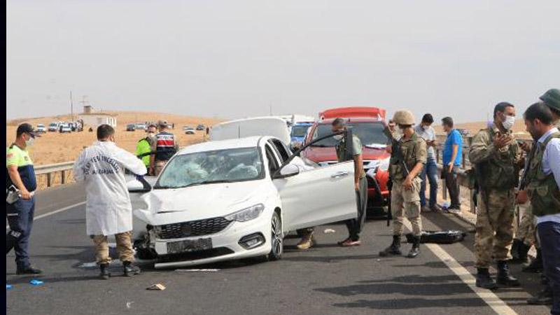 Şanlıurfa'da seyir halindeki otomobile ateş açıldı: Baba öldü, oğlu ağır yaralı