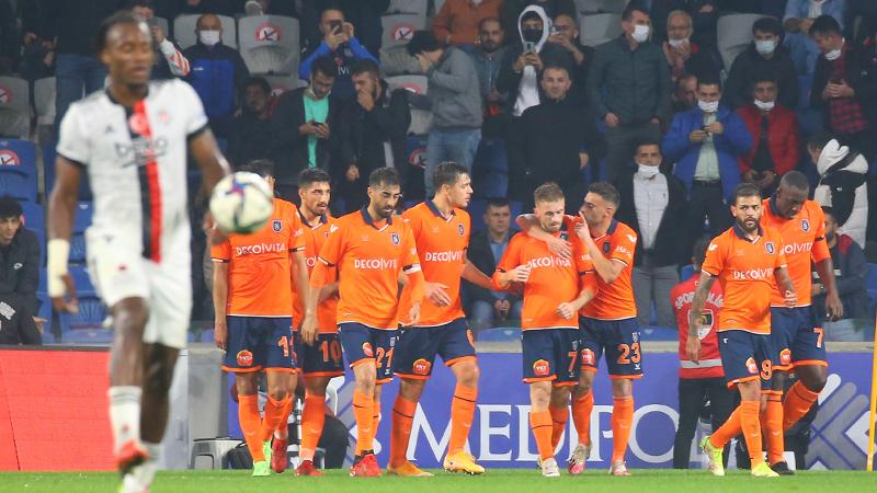 Gol düellosunda kazanan Başakşehir