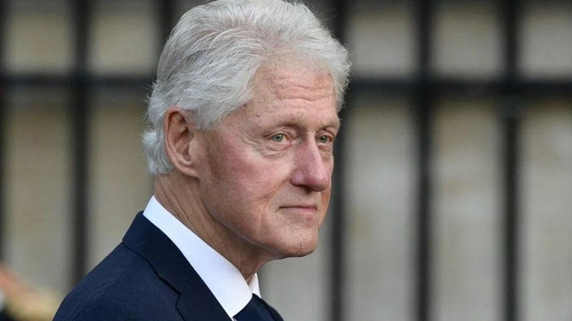 Eski ABD Başkanı Clinton 5 günün ardından hastaneden taburcu edildi