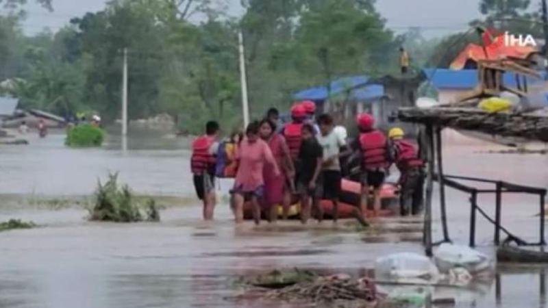 Nepal'de sel ve heyelan felaketi: Ölü sayısı 77'ye yükseldi