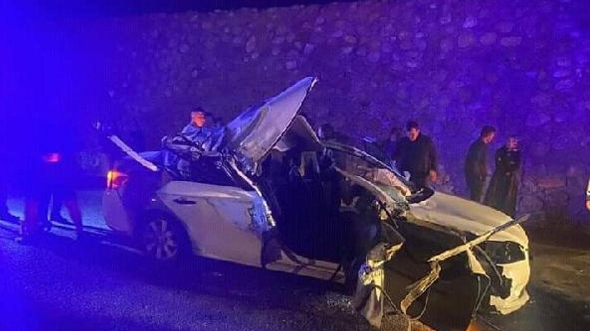 CHP'li Belediye Başkanı'nın otomobili kaza yaptı: 1 ölü, 2 yaralı