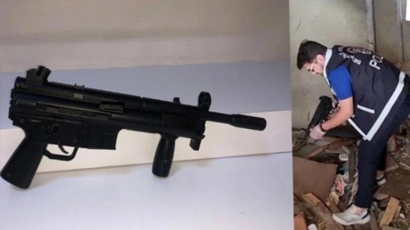 Beyoğlu’nda molozların arasında otomatik silah MP5 bulundu