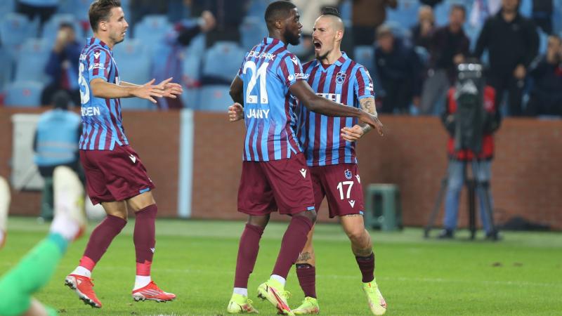 Trabzonspor geriden geldi, Rizespor'u devirdi