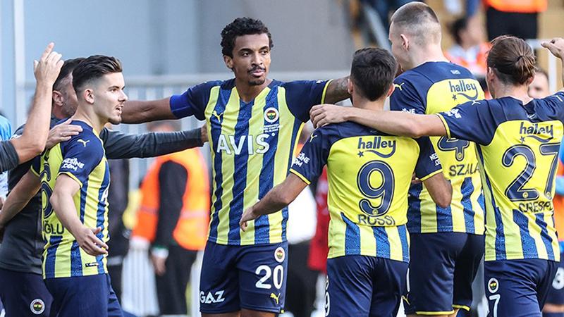 Fenerbahçe'nin Konyaspor maçı ilk 11'i belli oldu