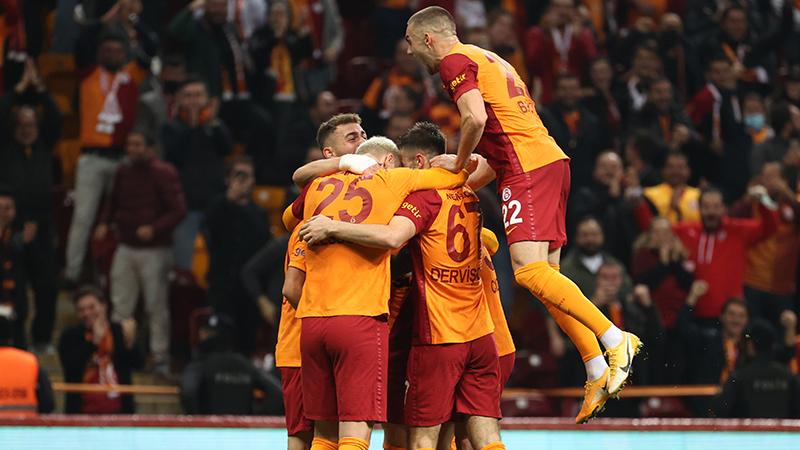 Galatasaray, üç puanı iki golle aldı