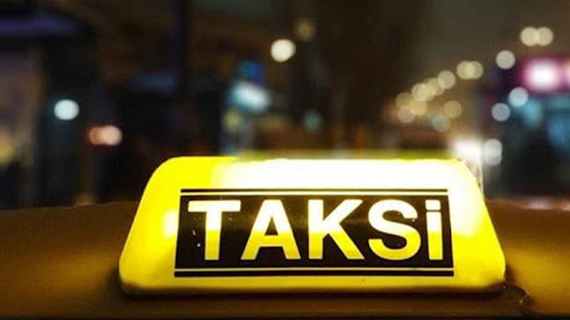 Kadıköy’de müşterisine hakaret eden taksicinin araç kullanım belgesi iptal edildi