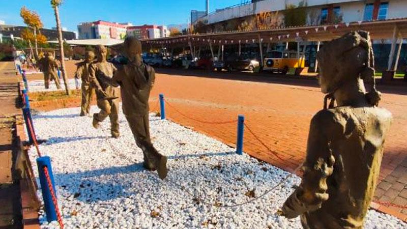 Karabük Üniversitesi Rektörü Polat’tan “uzun eşek heykeli” açıklaması: Bazı şeylerin fiyatları sorgulanmaz