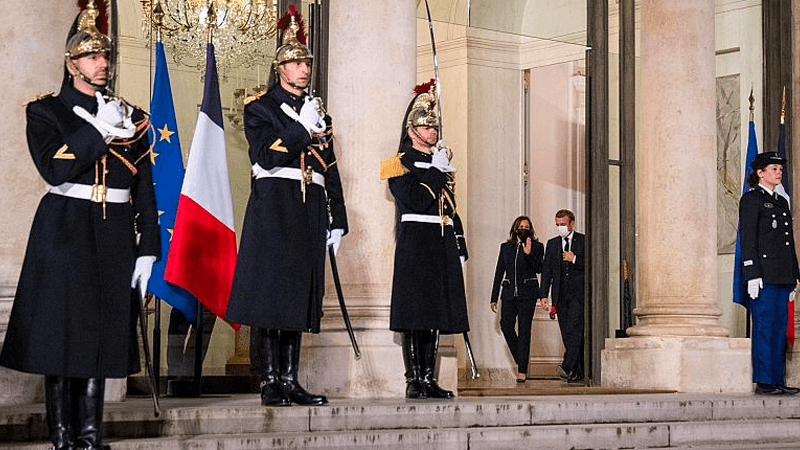 Fransa'da Elysee Sarayı'nda görev yapan bir askere tecavüz soruşturması açıldı