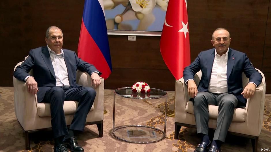 Lavrov'dan Çavuşoğlu'na Ukrayna telefonu