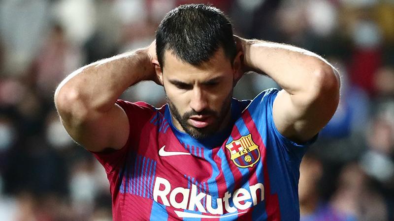 Katalan basını duyurdu; Sergio Agüero'dan futbola mecburi veda